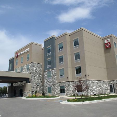 Best Western Plus Mcpherson Экстерьер фото